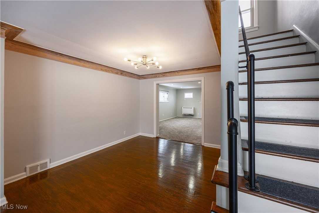 23211 Fernwood Dr - Photo 6 of 39