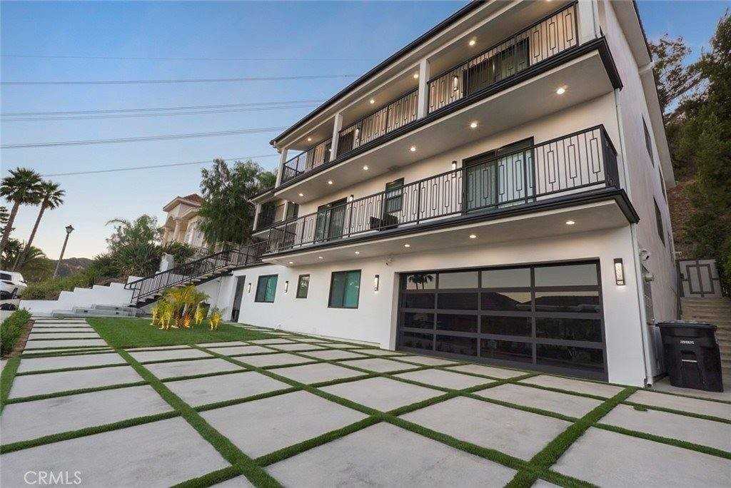 3381 Oakmont View Dr - Photo 2 of 19