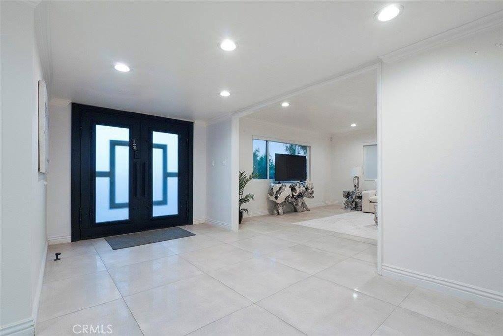 3381 Oakmont View Dr - Photo 5 of 19