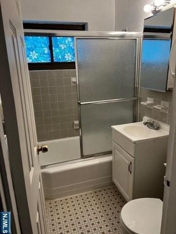 3021 Edwin Ave Apt 1j - Photo 6 of 11