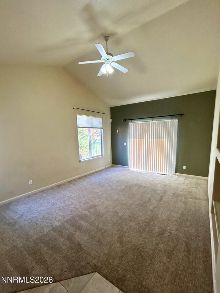 5718 Pumpkin Ridge Dr - Photo 6 of 13