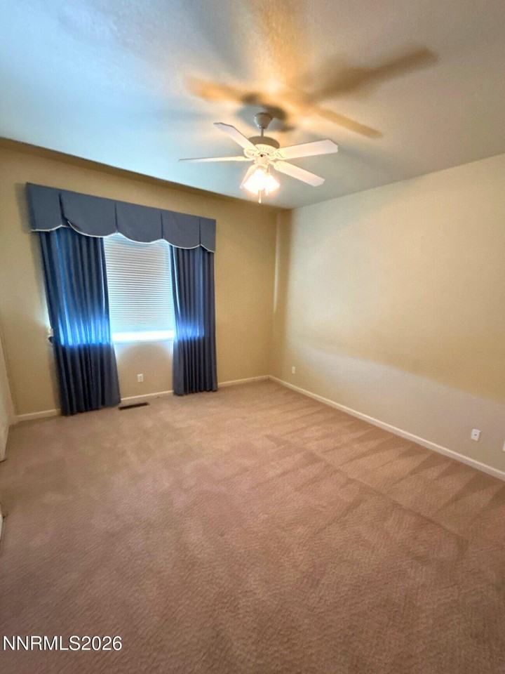 5718 Pumpkin Ridge Dr - Photo 7 of 13