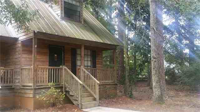 124 Walnut St - Photo 2 of 14