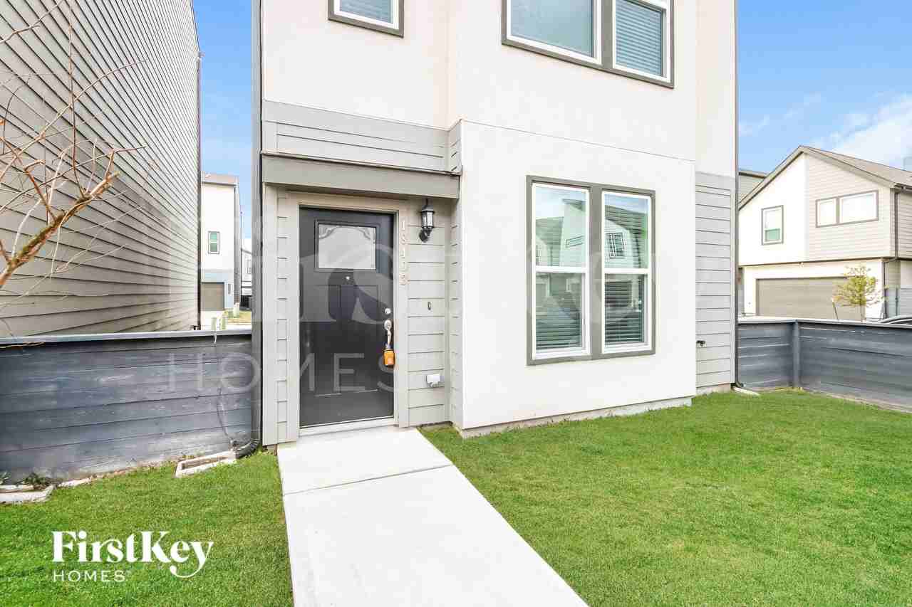 18403 Idyllic Aly - Photo 2 of 19