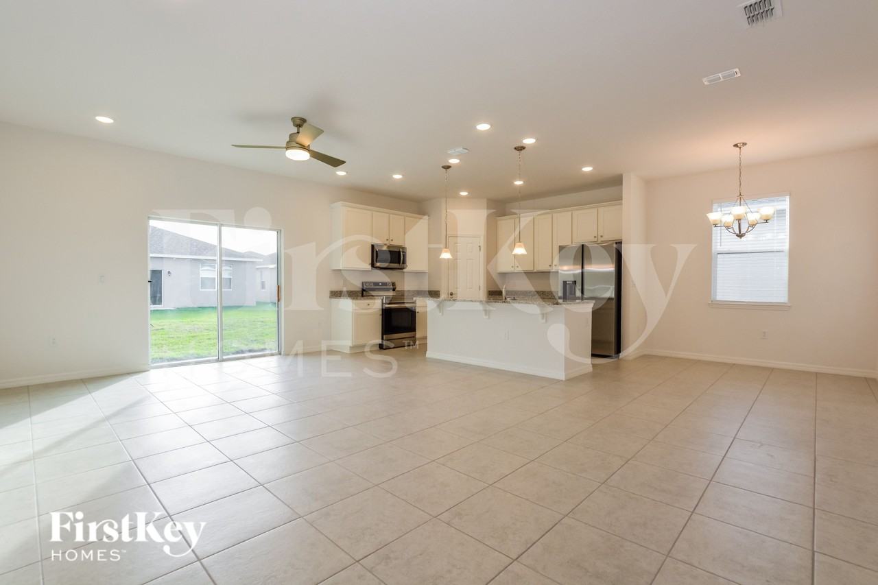 1215 Ponca Rd - Photo 2 of 16