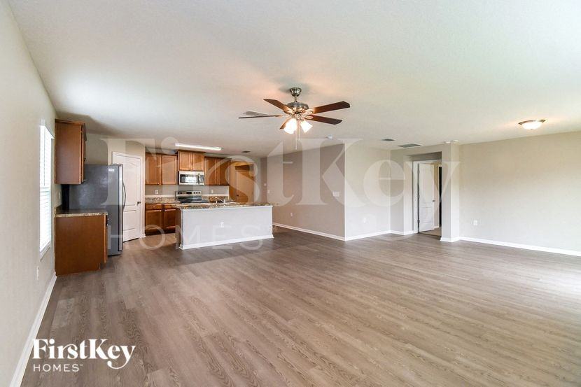 2037 Tyson Lake Dr - Photo 6 of 15