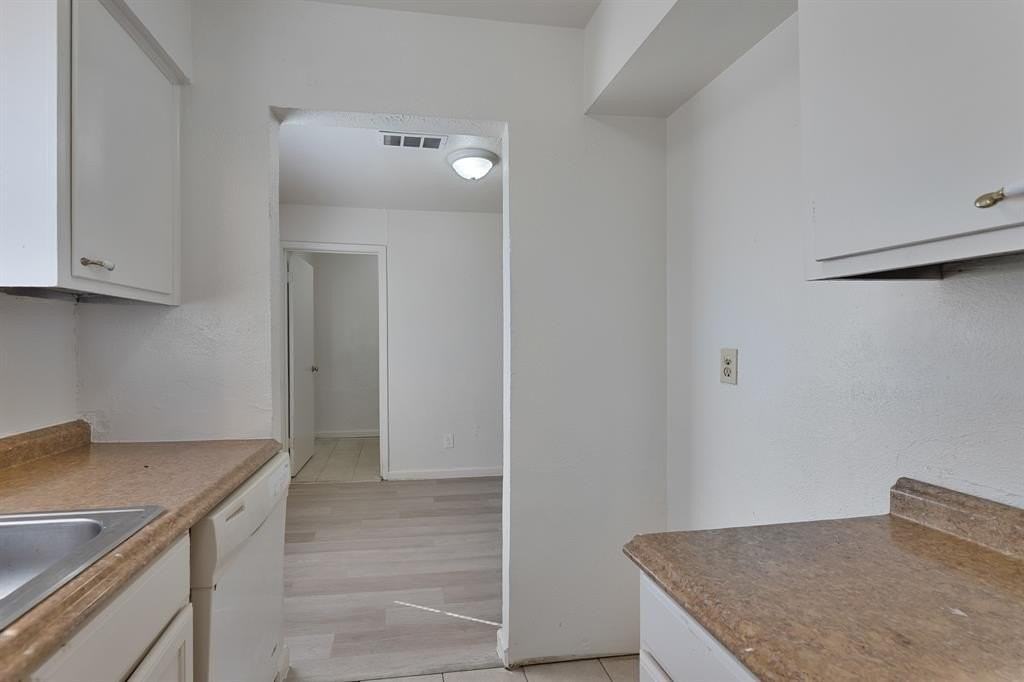 1808 Frances Dr - Photo 6 of 16