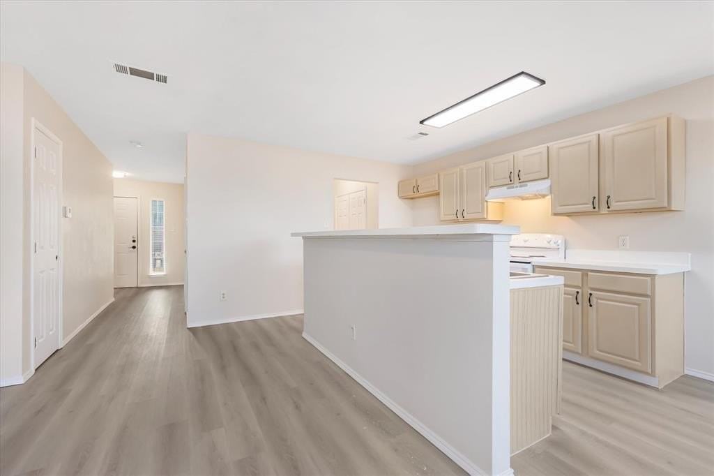 4526/4528 Alamosa Street - Photo 4 of 19