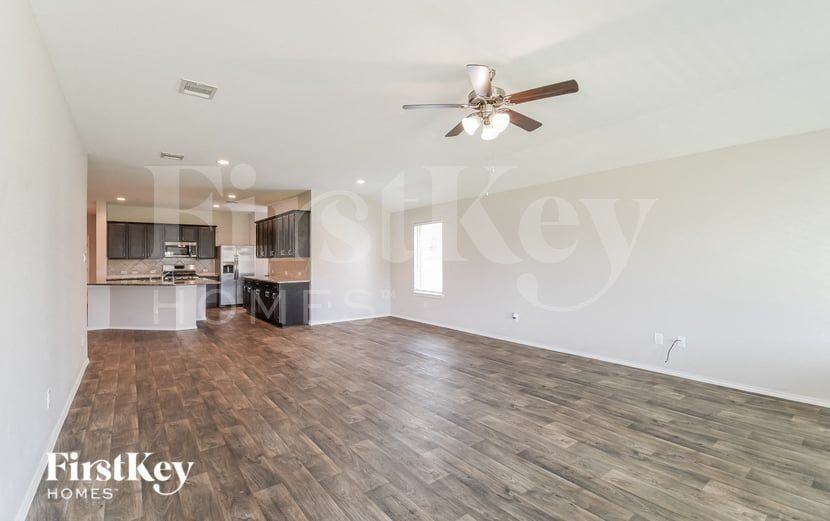 15214 Stulan Burn Dr - Photo 3 of 15