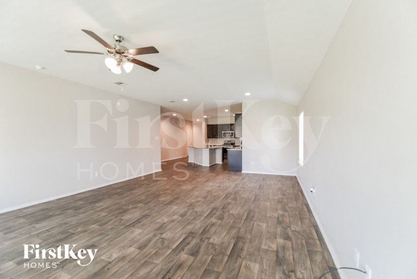 15214 Stulan Burn Dr - Photo 4 of 15