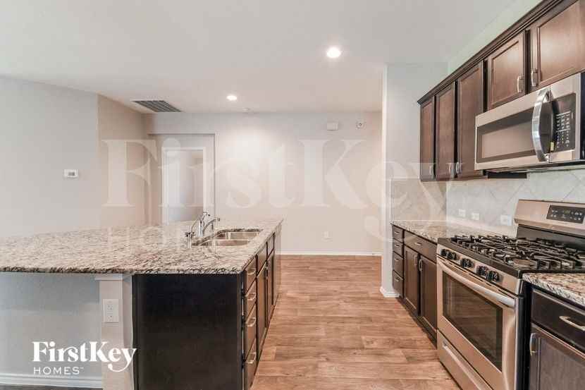 15214 Stulan Burn Dr - Photo 5 of 15