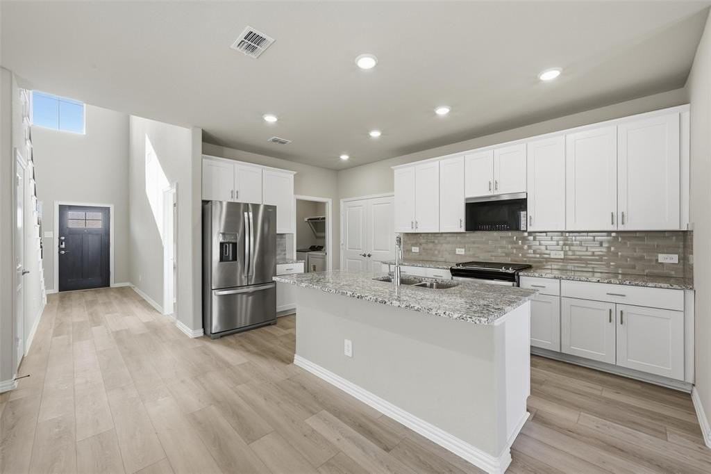 602 Travine Dr - Photo 3 of 21