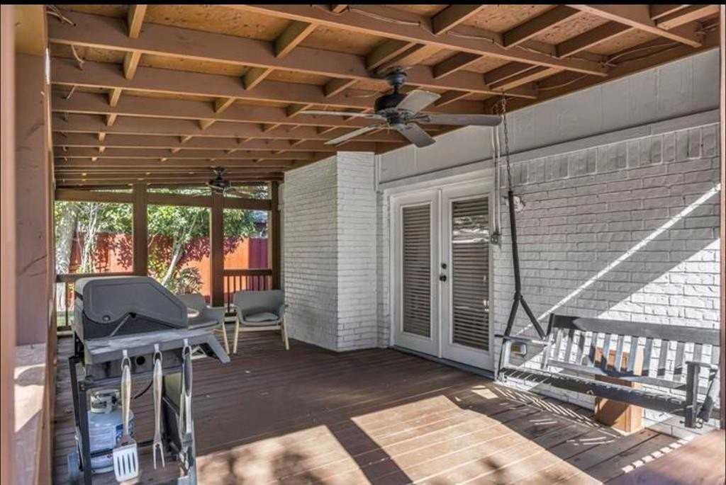 1709 Elk Grove Dr - Photo 6 of 31