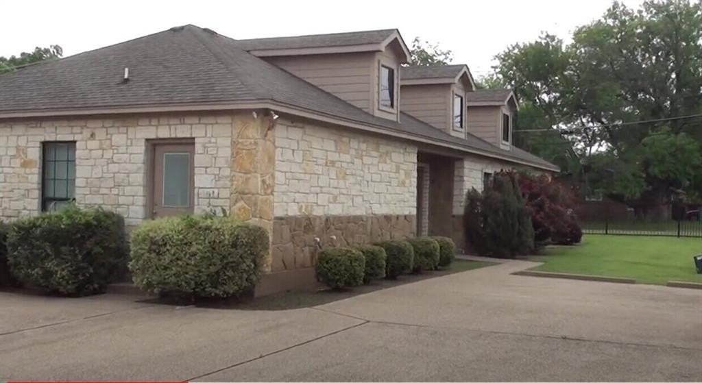 2528 S 3rd St - Photo 3 of 14