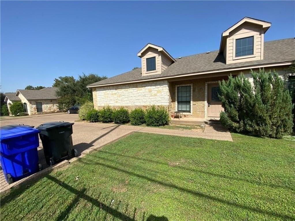 2528 S 3rd St - Photo 5 of 14