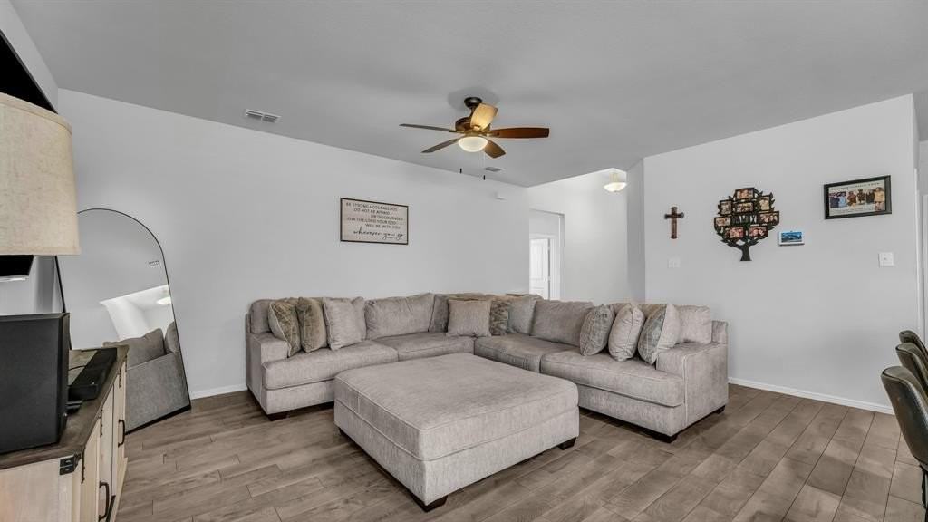 9224 Red Brush Trl - Photo 6 of 24