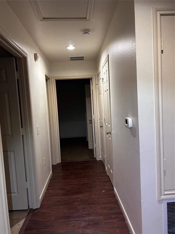 1801 Holland St - Photo 6 of 10