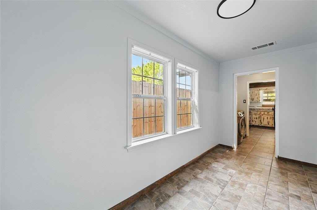 2306 Lavon Creek Ln - Photo 6 of 23