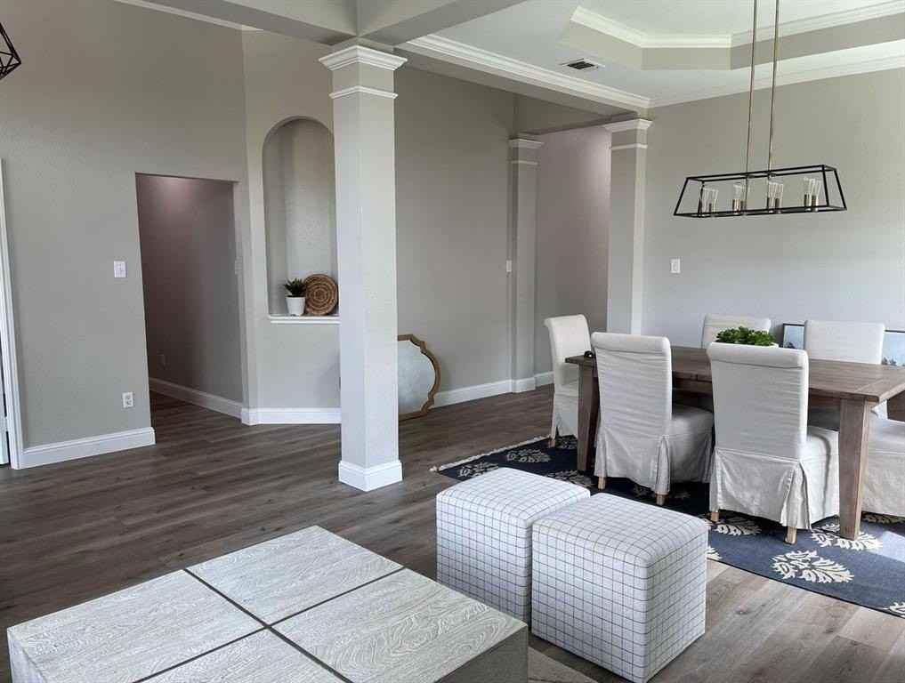 7848 Lancelot Rd - Photo 6 of 27