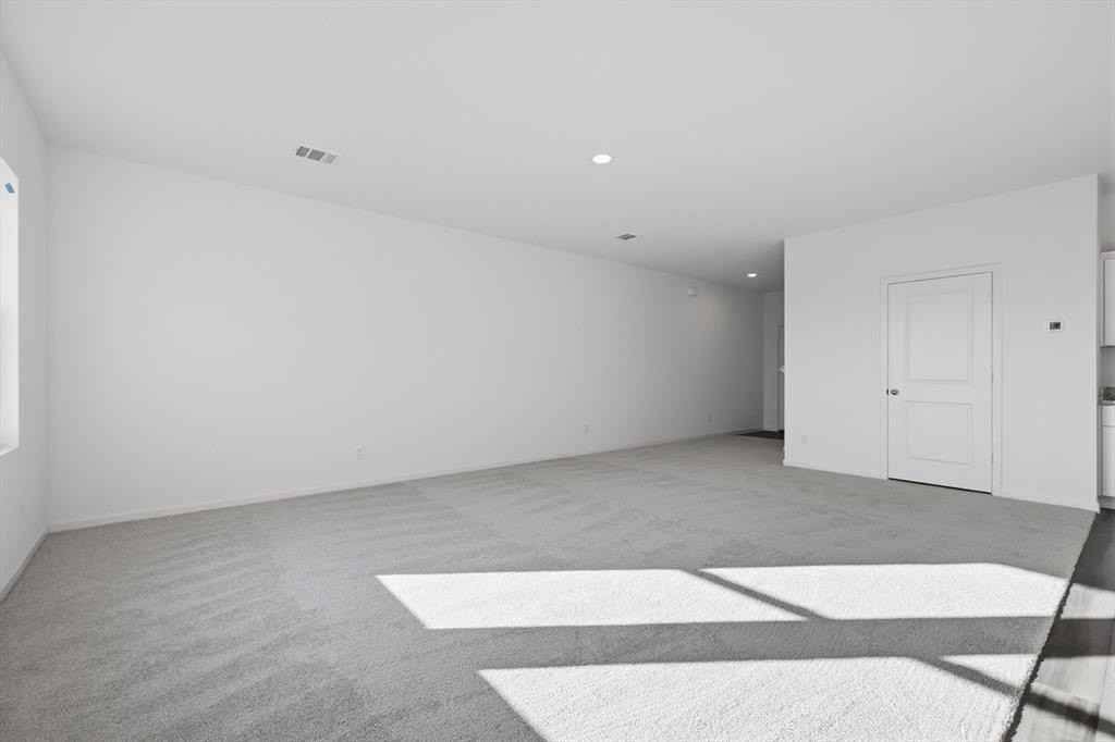 2018 Prairie Ln - Photo 7 of 40