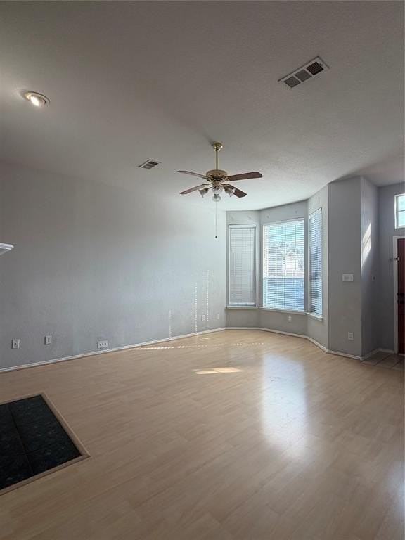 3117 Fox Hollow Dr - Photo 5 of 22