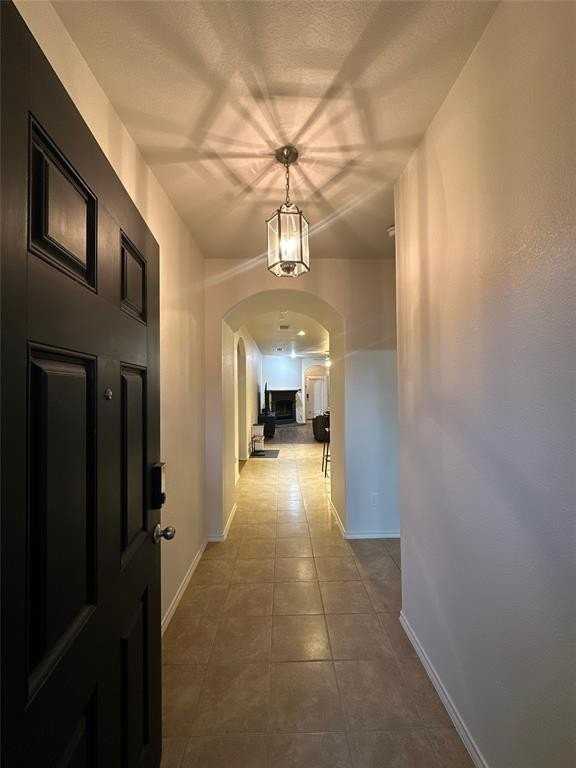 1900 Freedom Ln - Photo 5 of 26