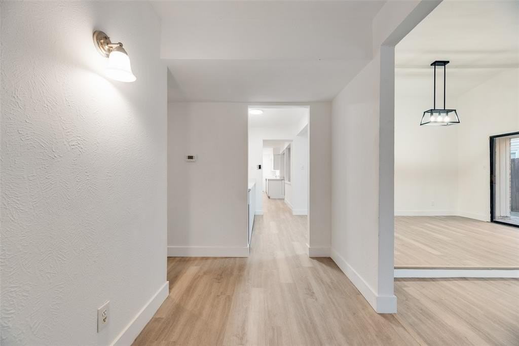 4512 Larner St - Photo 7 of 29