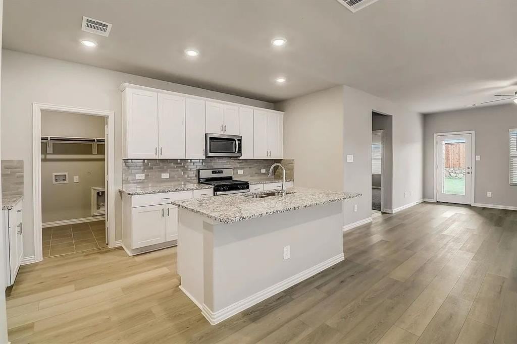 3907 Marble Falls Dr - Photo 4 of 22