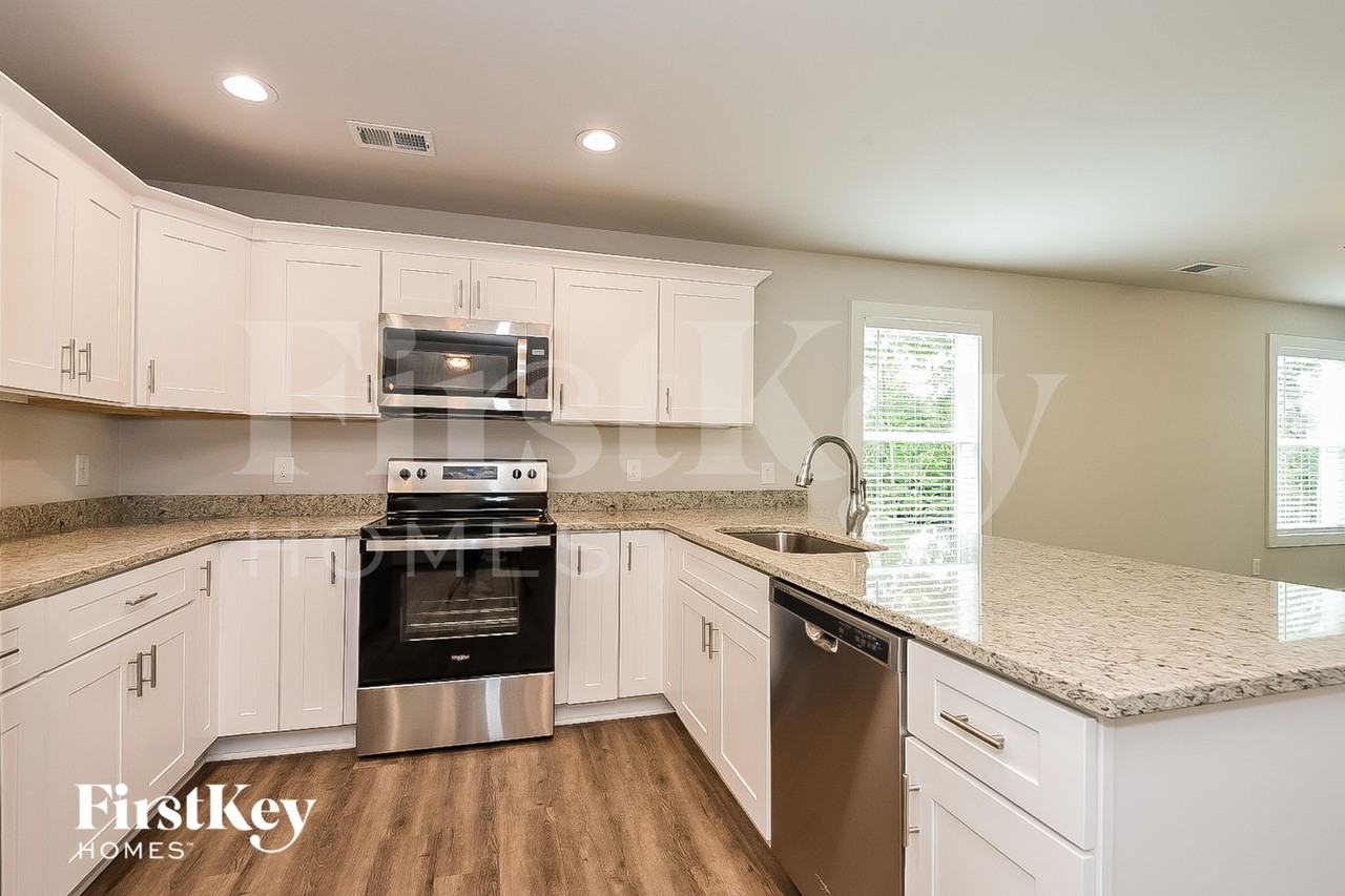 6955 Overton Cir - Photo 7 of 15