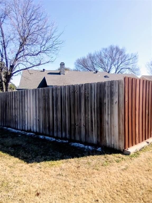 2800 Hedgeway Dr - Photo 5 of 18