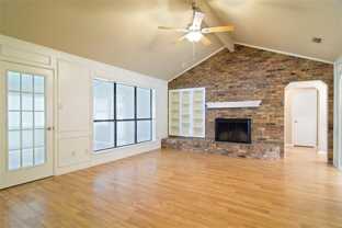 120 Marseille Dr - Photo 1 of 1