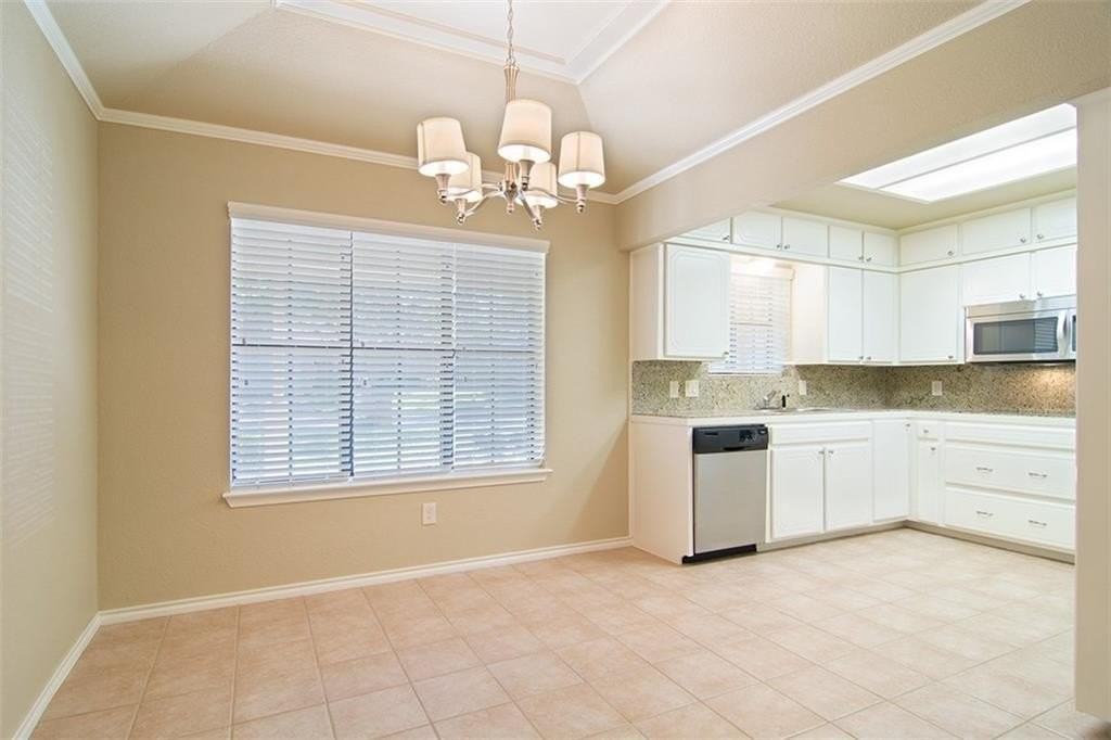 120 Marseille Dr - Photo 6 of 25