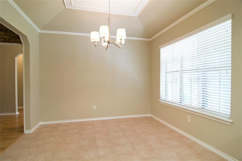 120 Marseille Dr - Photo 7 of 25