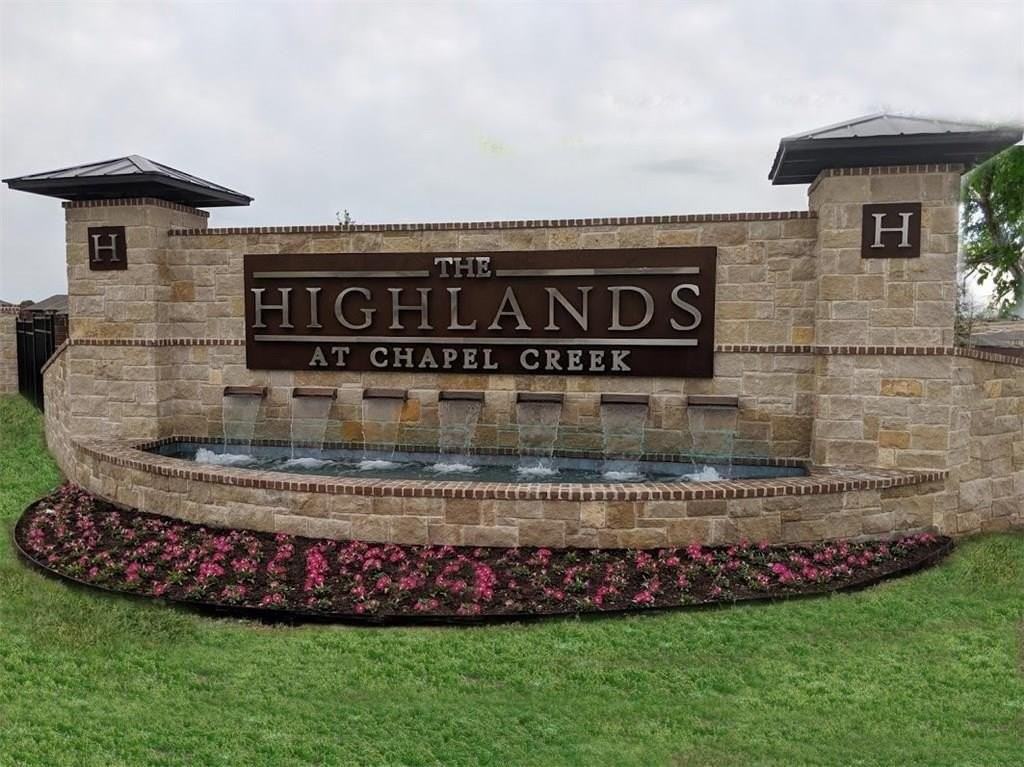 9800 Huntersville Trl - Photo 4 of 9