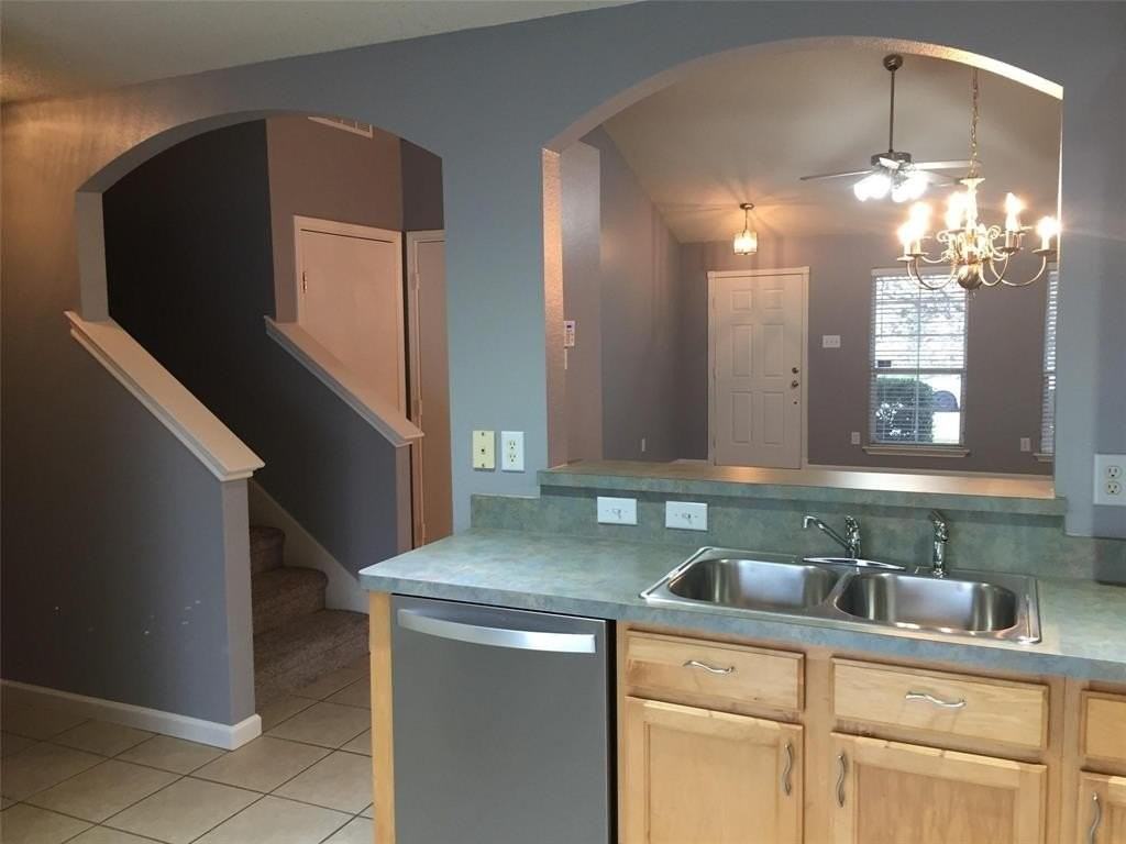 307 Quail Crossing Dr - Photo 6 of 30