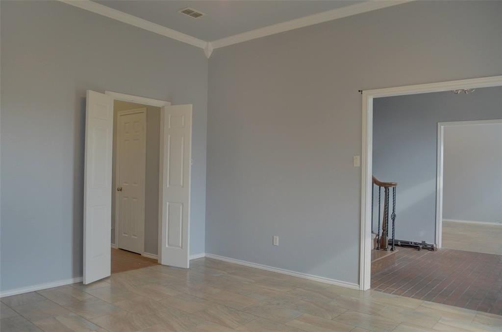 105 Country Green Ct - Photo 3 of 20