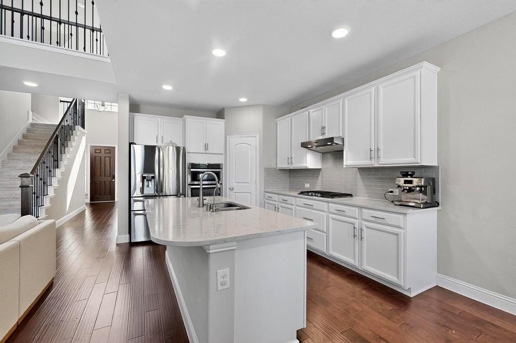 11408 Morrow Ln - Photo 6 of 22