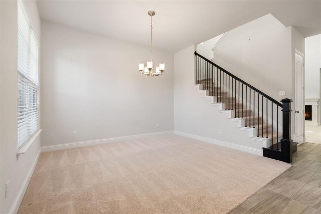 17570 Sequoia Dr - Photo 3 of 20