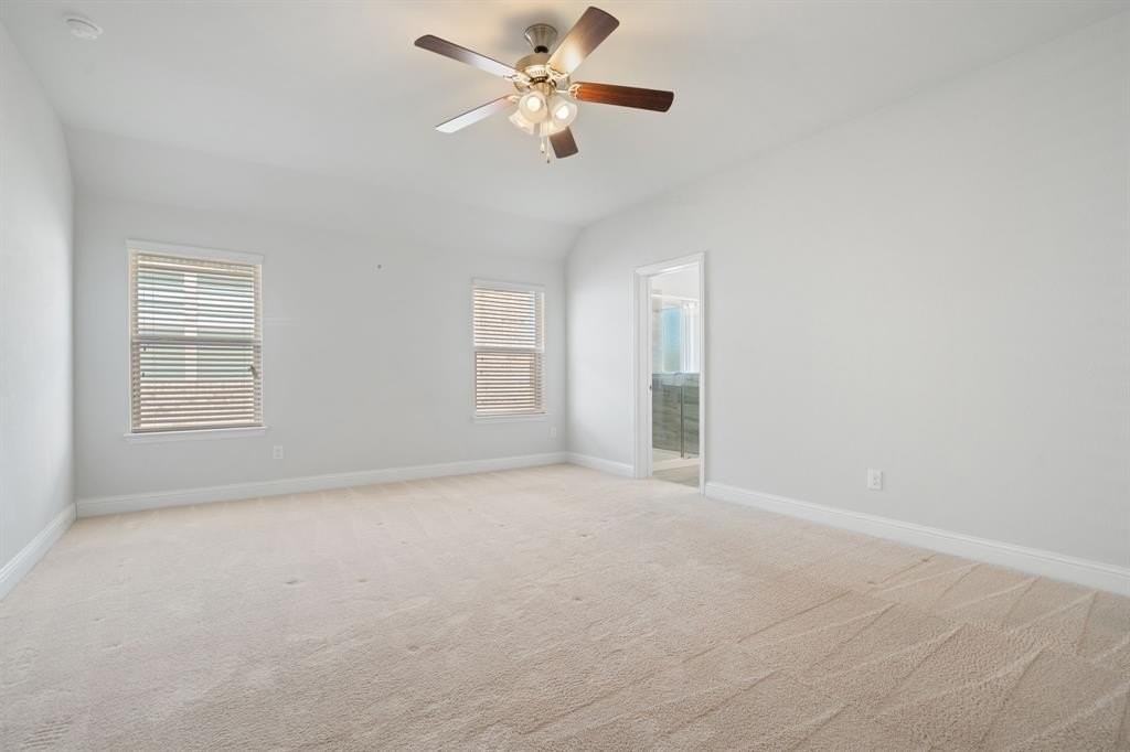 17570 Sequoia Dr - Photo 7 of 20