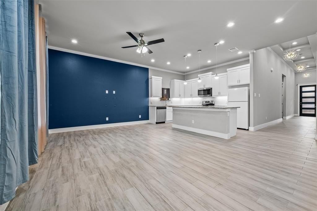 3403 Bickers St - Photo 3 of 26