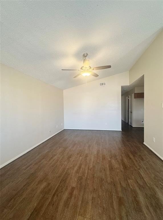 1114 Suburban St - Photo 2 of 13