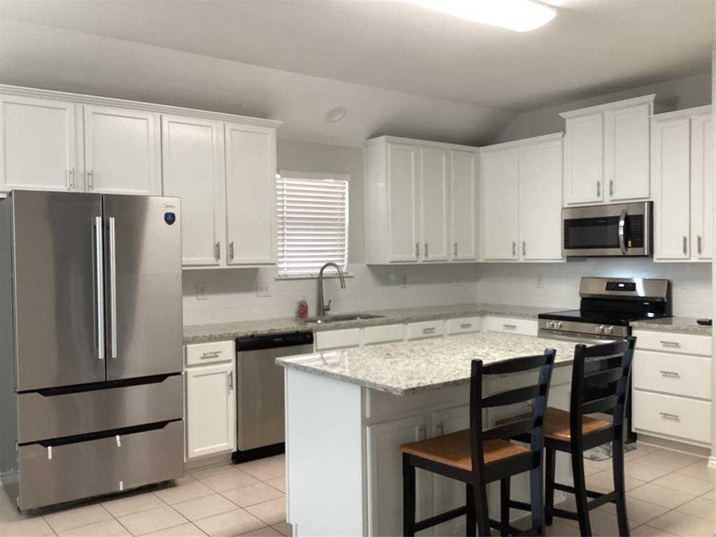 4608 Wolf Ridge Way - Photo 3 of 23