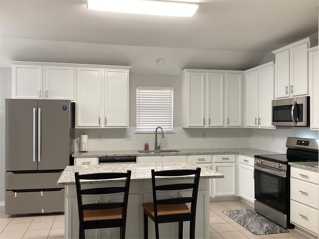 4608 Wolf Ridge Way - Photo 4 of 23