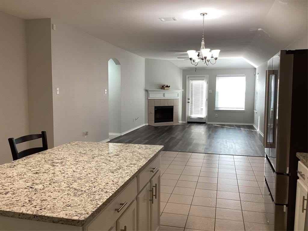 4608 Wolf Ridge Way - Photo 6 of 23