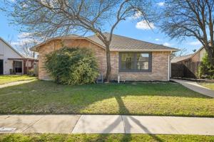 featured image of 4461 Chapman St