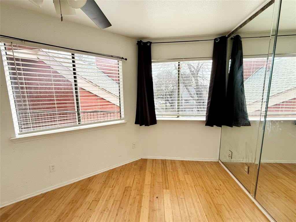 9839 Walnut St #305 - Photo 6 of 7