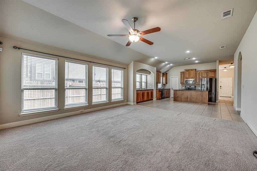 6625 Thistle Wood Dr - Photo 4 of 37