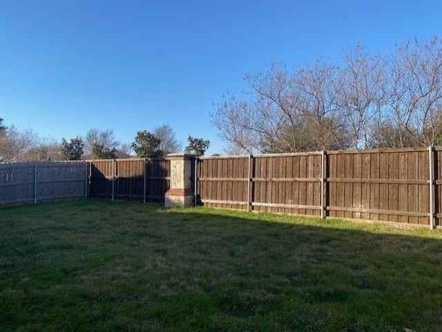 4920 Rushden Rd - Photo 5 of 14