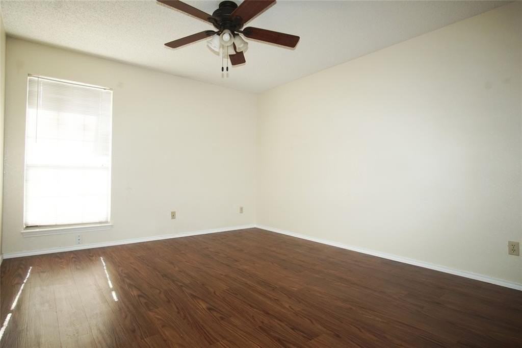 5718 Red Cactus Ct - Photo 4 of 9