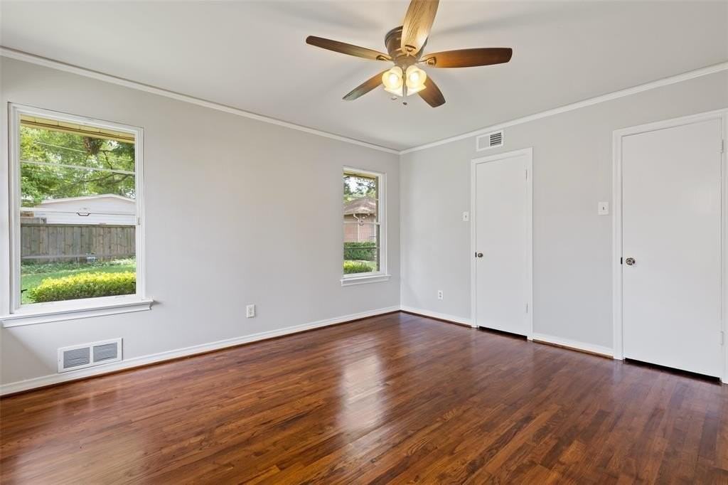 6440 Runnemede Dr - Photo 6 of 24